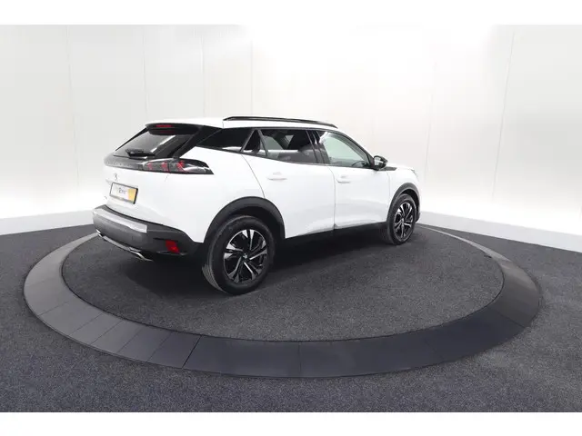 Peugeot 2008 PureTech 130 EAT8 Allure 2022 Benzine 9