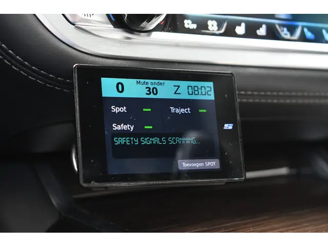 BMW 7 Serie M760Li xDrive 2019 Benzine 24