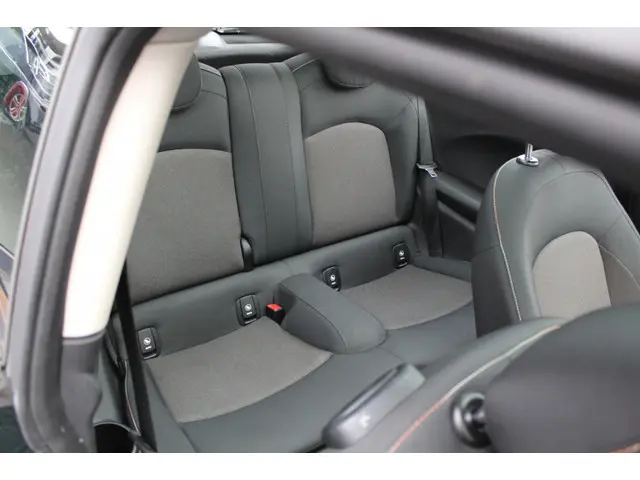 MINI Cooper Mini 1.5 Business 2016 Benzine 21