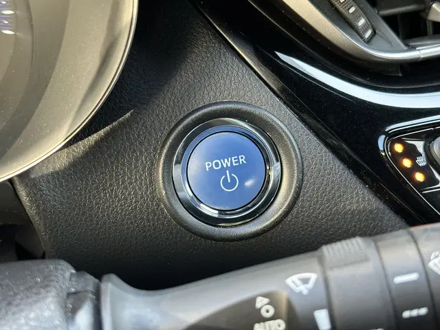 Toyota C-HR 1.8 Hybrid Style 2018 Hybride Benzine 5