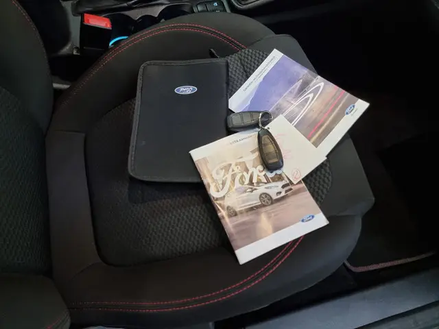 Ford Fiesta 1.0 EcoBoost Hybrid ST-Line X 2020 Benzine 19