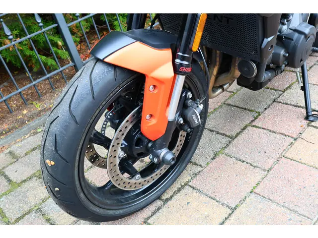 Triumph Trident 660 ABS MIVV EXHAUST 2023 Benzine 15