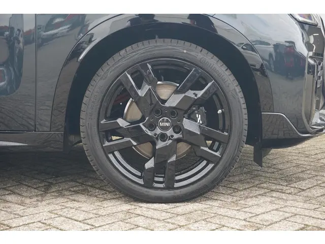MINI Countryman SE ALL4 2024 Elektrisch 6