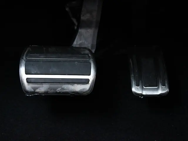 Peugeot 408 1.6 HYbrid GT 180 EAT8 2025 Hybride Benzine 33