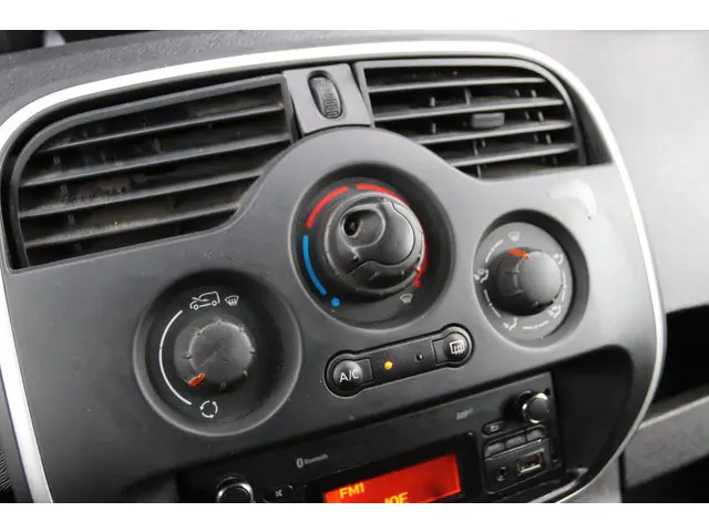 Renault Kangoo EXPRESS 1.5 dCi 75 2016 Diesel 18