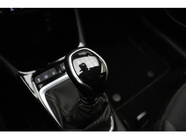 Opel Crossland 1.2 Turbo GS-Line 2023 Benzine 24