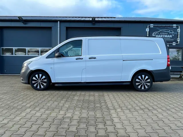 Mercedes-Benz Vito 111 CDI Extra Lang 2017 Diesel 2