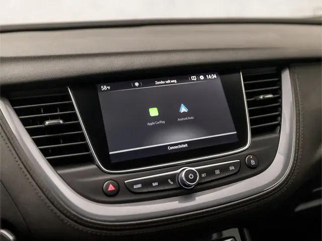 Opel Grandland X 1.2 Turbo Sport 2020 Benzine 26