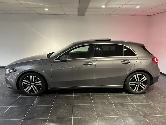 Mercedes-Benz A-Klasse 180 Luxury Line 2023 Benzine 22