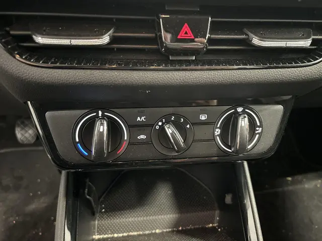 Škoda Fabia 1.0 Tsi 95pk Ambition 2023 Benzine 10