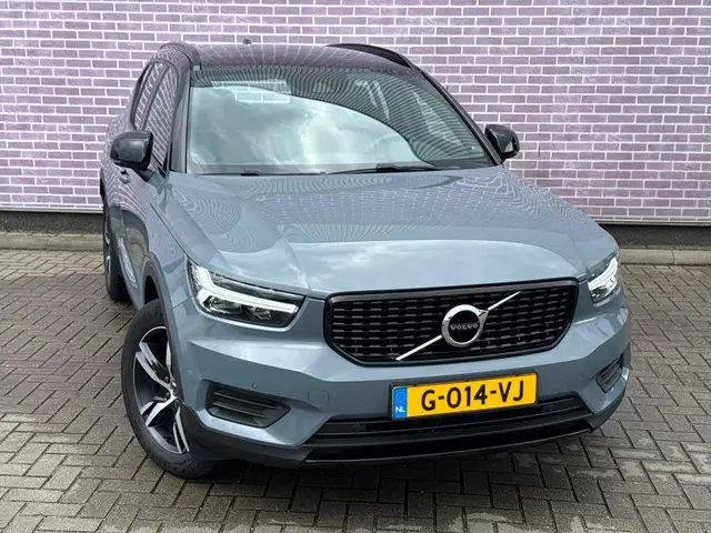 Volvo XC40 1.5 T3 R-Design 2019 Benzine 4