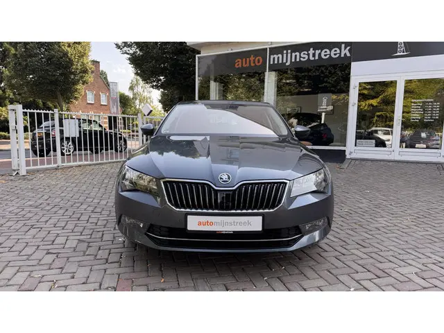 Škoda Superb 1.4 TSI ACT Style Business 2018 Benzine 4