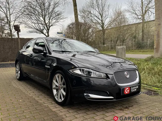 Jaguar XF 3.0 V6 SC 340PK 2014 Benzine 4