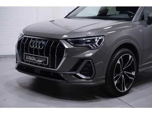 Audi Q3 40 TFSI quattro S Line Pro Line S 2019 Benzine 12