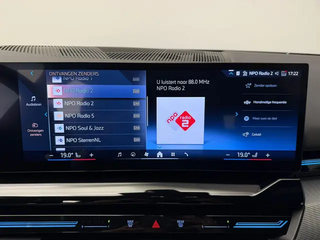 BMW 5 Serie Touring 530e 2024 Hybride Benzine 51