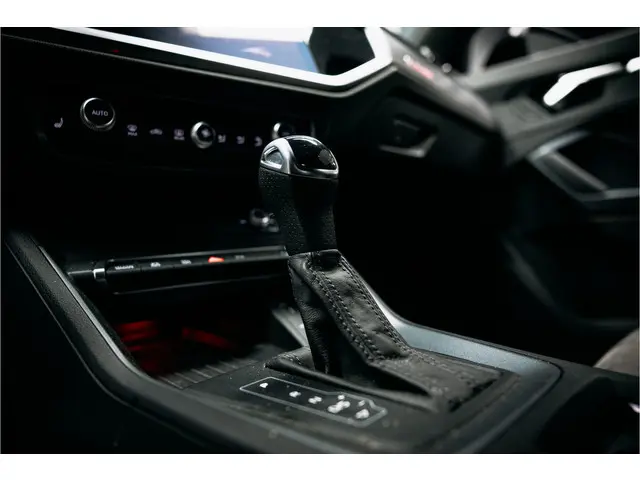 Audi RSQ3 TFSI 2022 Benzine 26