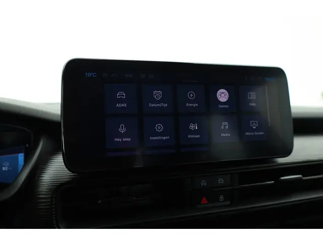 Jeep Avenger Longitude 54 kWh 2023 Elektrisch 27