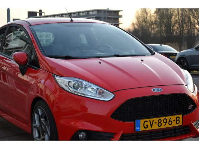 Ford Fiesta 1.6 ST1, 182 PK 2015 Benzine 24