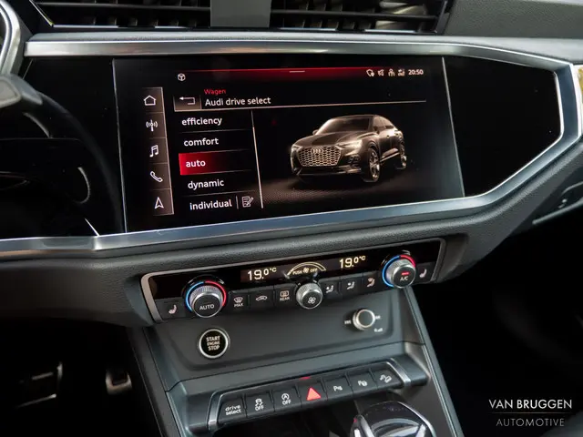 Audi Q3 Sportback 35 TFSI S-Line 2021 Benzine 31