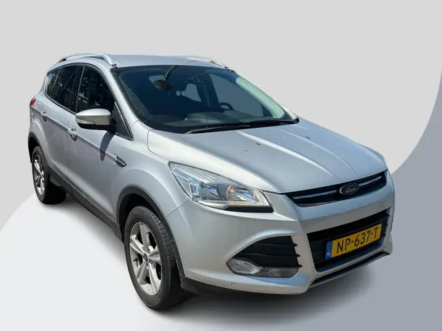 Ford Kuga 1.5 Ecoboost Titanium 2016 Benzine 4