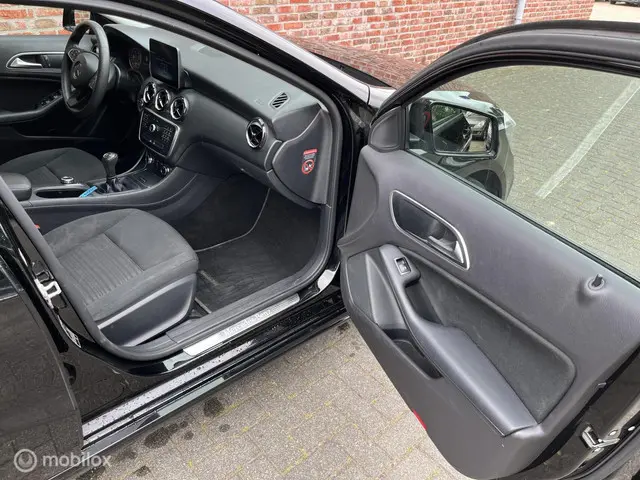 Mercedes-Benz A-Klasse 160 Ambition 2017 Benzine 21