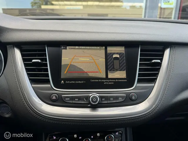 Opel Grandland X 1.2 Turbo Ultimate / Bomvol 2018 Benzine 12