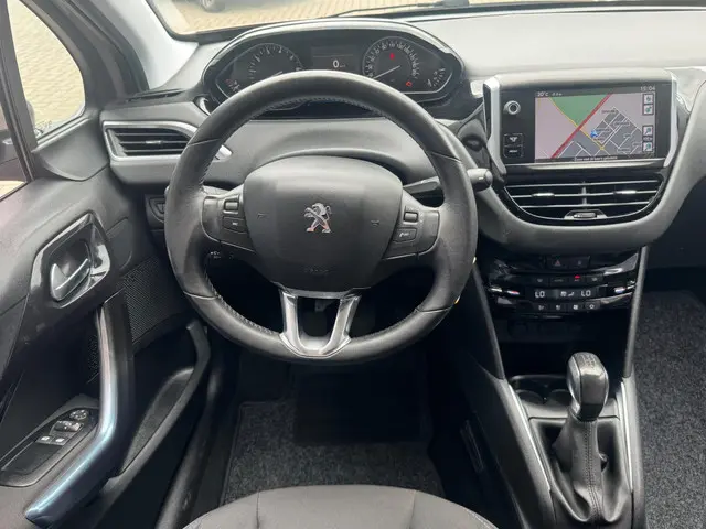 Peugeot 208 1.6 VTi Allure / Nap / Navi / Pdc 2012 Benzine 5