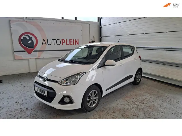 Hyundai i10 1.0i i-Motion Premium 2015 Benzine