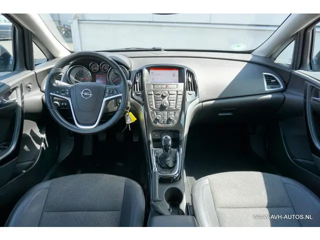 Opel Astra Sports Tourer 1.4 Turbo Sport + 2014 Benzine 5