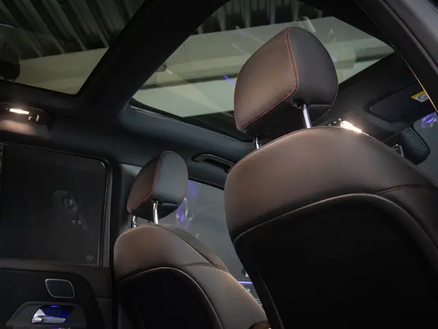 Mercedes-Benz EQB 250+ AMG Line 2024 Elektrisch 52
