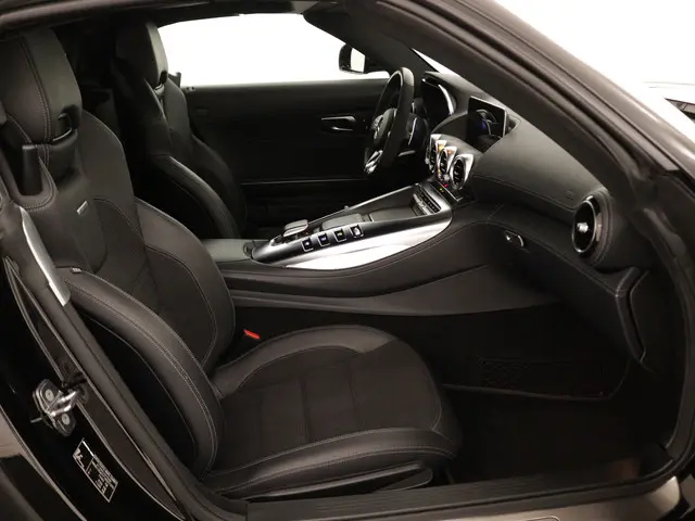 Mercedes-Benz AMG GT Roadster 4.0 Premium 2019 Benzine 28