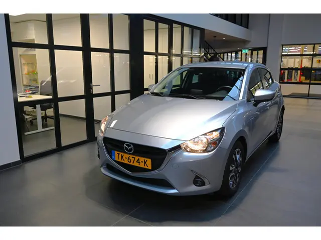 Mazda 2