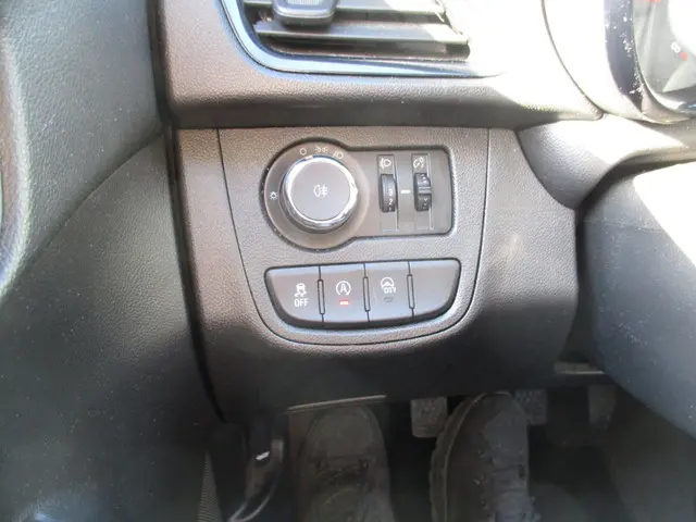 Opel KARL 1.0 ecoFLEX Edition 2017 Benzine 30