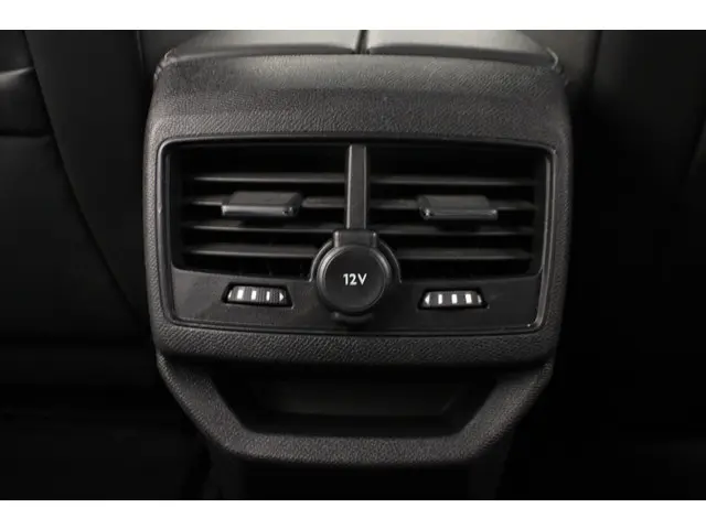 Peugeot 3008 1.6 HYbrid 225 Allure 2021 Hybride Benzine 22