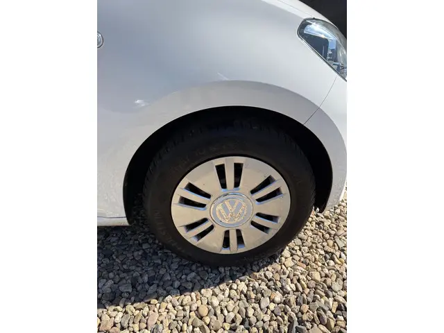 Volkswagen up! 1.0 move up! BlueMotion 2015 Benzine 12
