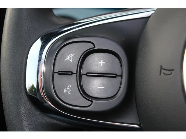 Fiat 500C 1.0 Hybrid Dolcevita 2023 Benzine 31