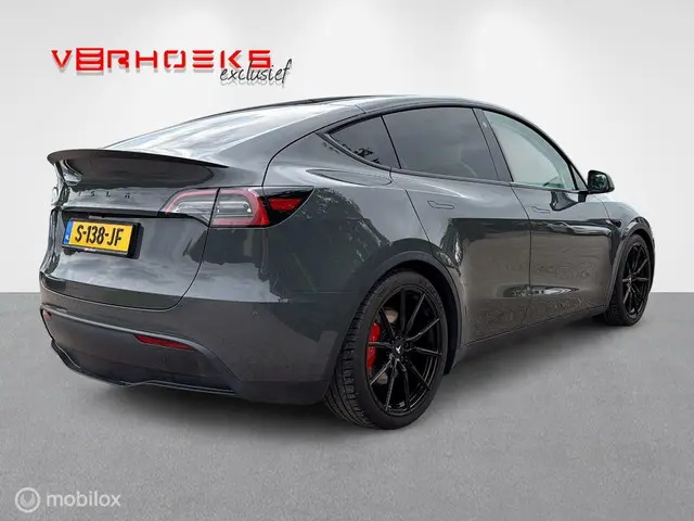 Tesla Model Y Performance + Trekhaak 2023 Elektrisch 5