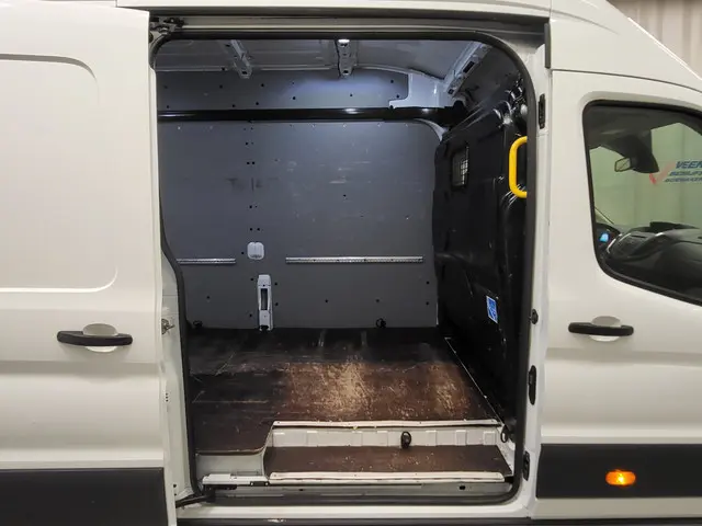 Ford Transit 2.0TDCI L4/H3 Trekhaak Euro 6! 2018 Diesel 6
