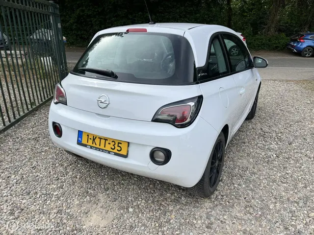 Opel ADAM 1.2,Airco,NAP! 2013 Benzine 9