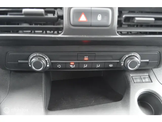 Opel Combo 1.5D L1H1 Edition 2020 Diesel 19