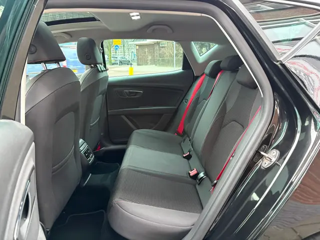 SEAT Leon 1.4 EcoTSI FR Pano 2017 Benzine 13