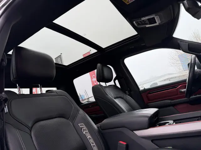 Dodge Ram 1500 5.7 V8 4x4 Crew Cab 2019 Benzine 16