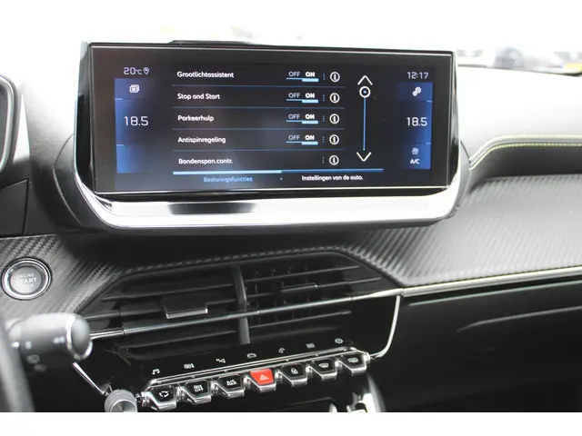 Peugeot 2008 1.2 PureTech GT-Line 2021 Benzine 19