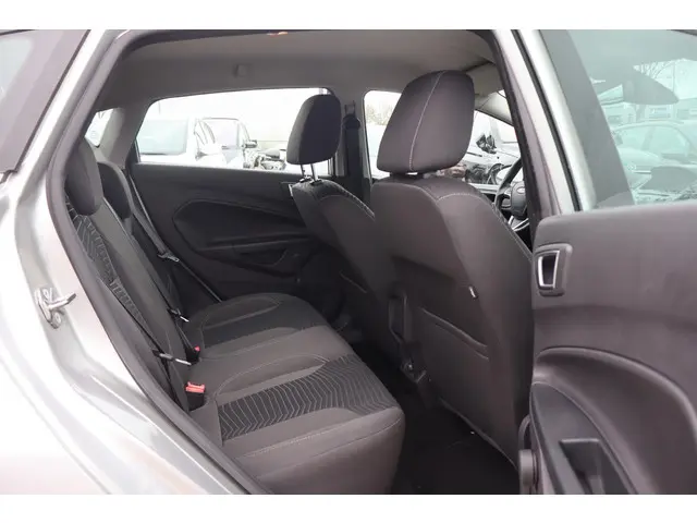 Ford Fiesta 1.0 EcoBoost Titanium 2015 Benzine 16