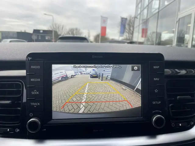 Kia Stonic 1.0 T-GDi DynamicPlusLine 2020 Benzine 10