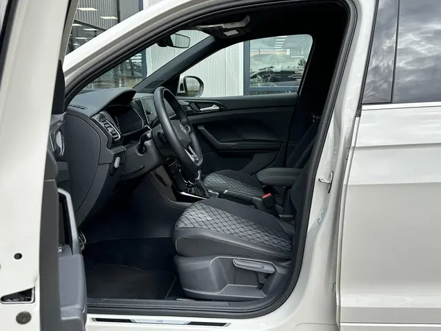 Volkswagen T-Cross 1.5 TSI R-Line Business 2024 Benzine 49
