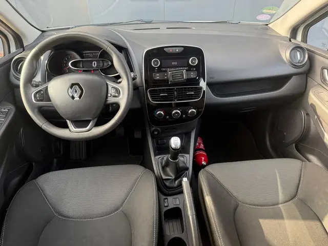 Renault Clio 1.2 16V 2018 Benzine 12