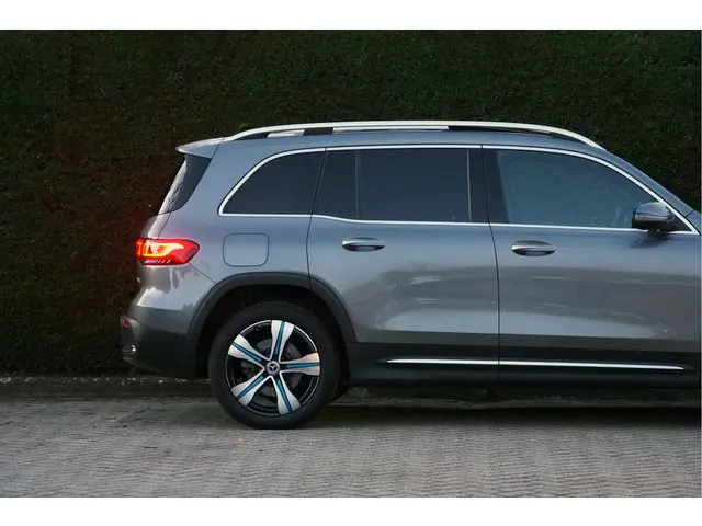 Mercedes-Benz EQB EQB 300 4MATIC 2022 Elektrisch 50