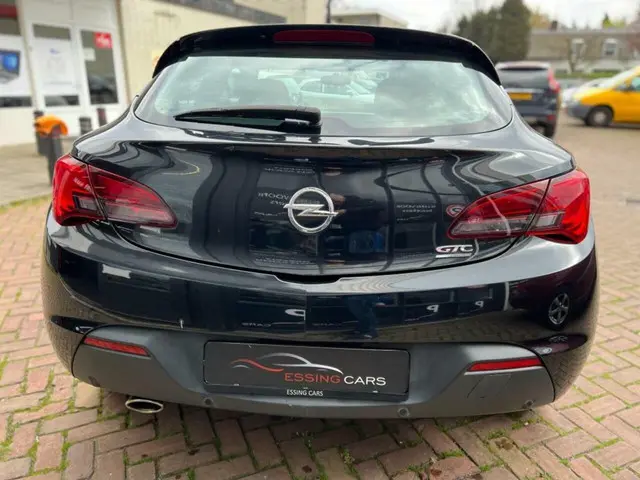 Opel Astra GTC 1.6 Turbo Sport 180PK Compleet 2012 Benzine 5