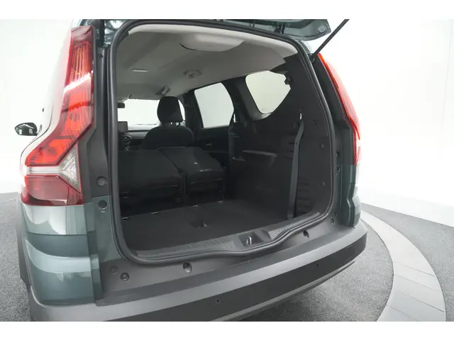 Dacia Jogger TCe 110 Extreme 2025 Benzine 73